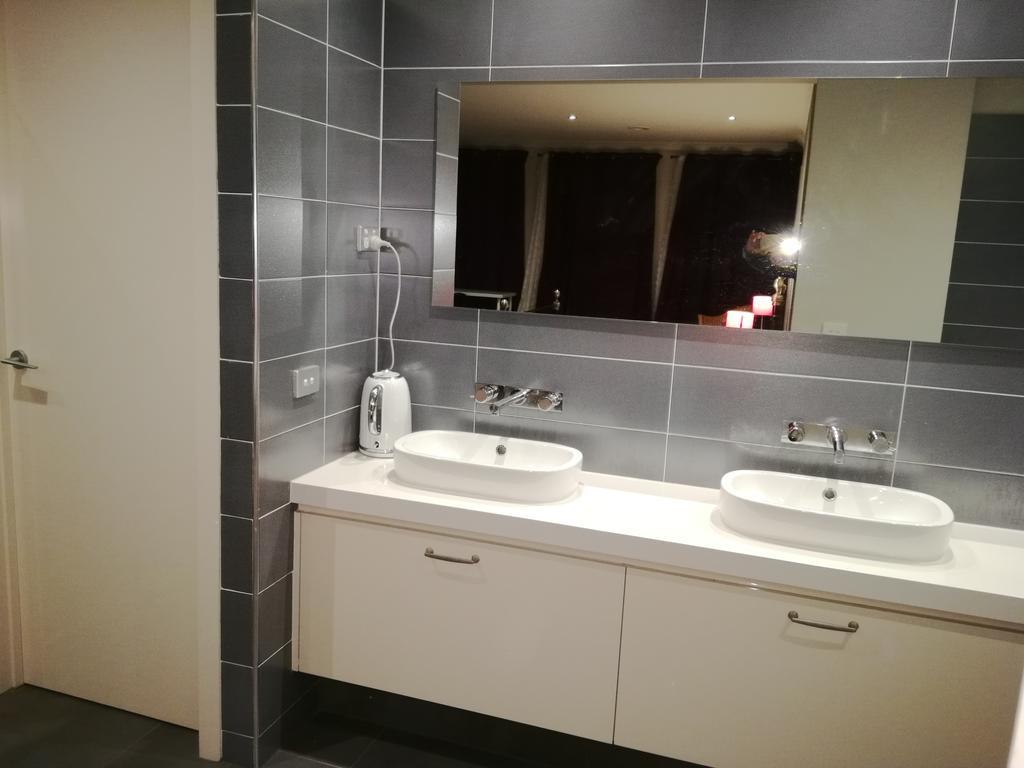 Hotel Lucky House Point Cook Esterno foto